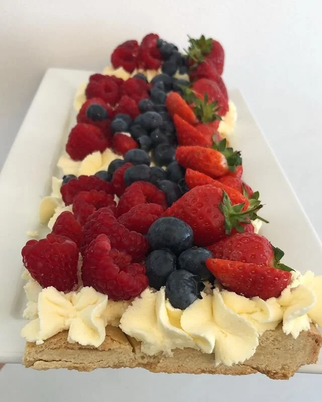 Wishing for the sun to come back out!☀️☀️
Fresh cream &amp; fruit tart 🍓
&bull;
&bull;
Check out our story for more of today&rsquo;s delicious treats!!