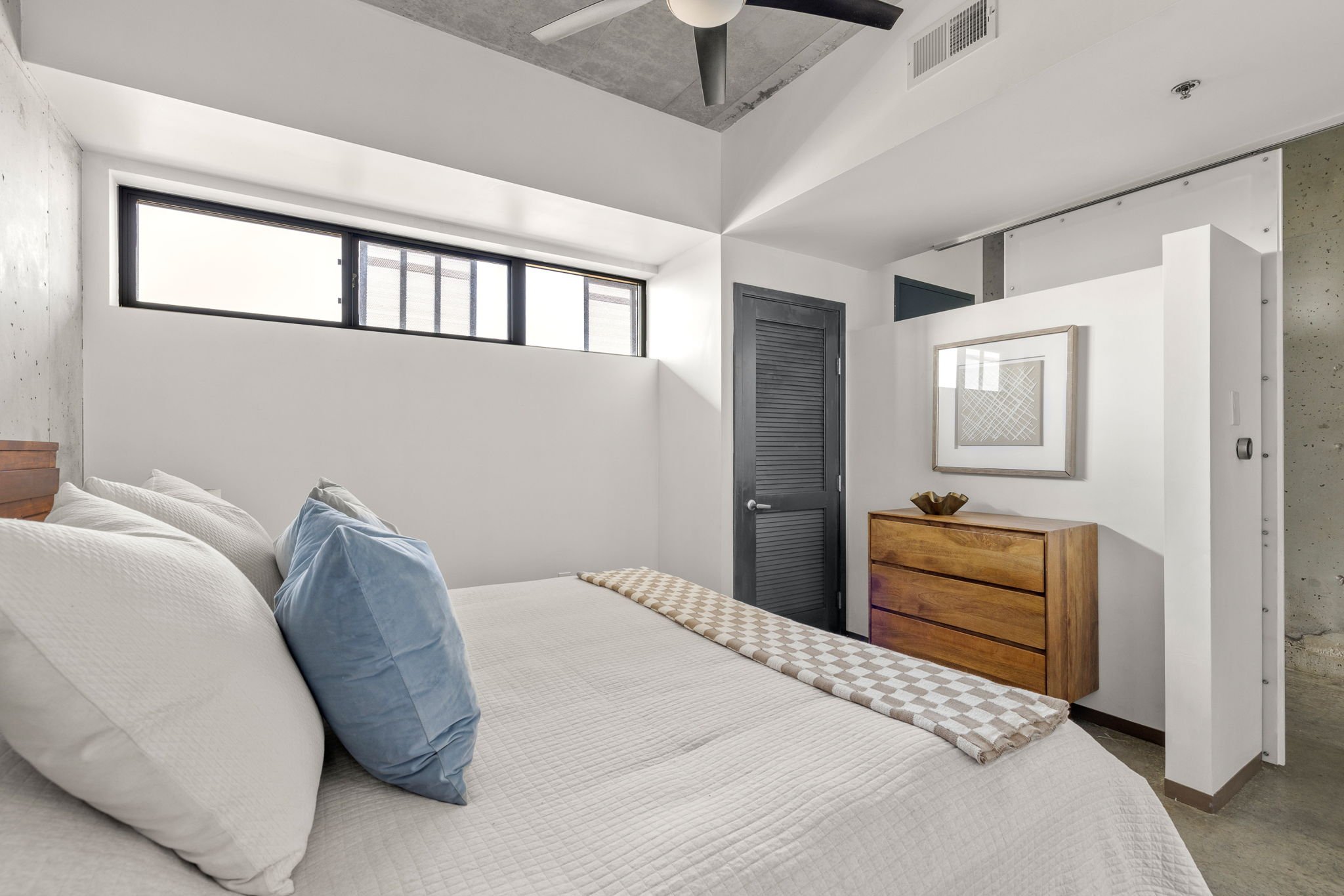 21-web-or-mls-20250708_480jwd_jackson072.jpg