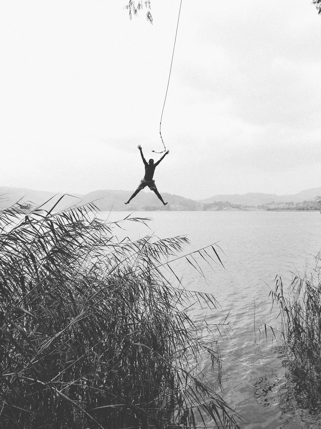 2013.09.08_OnetouchLive_Lake Bunyonyi_Uganda-200