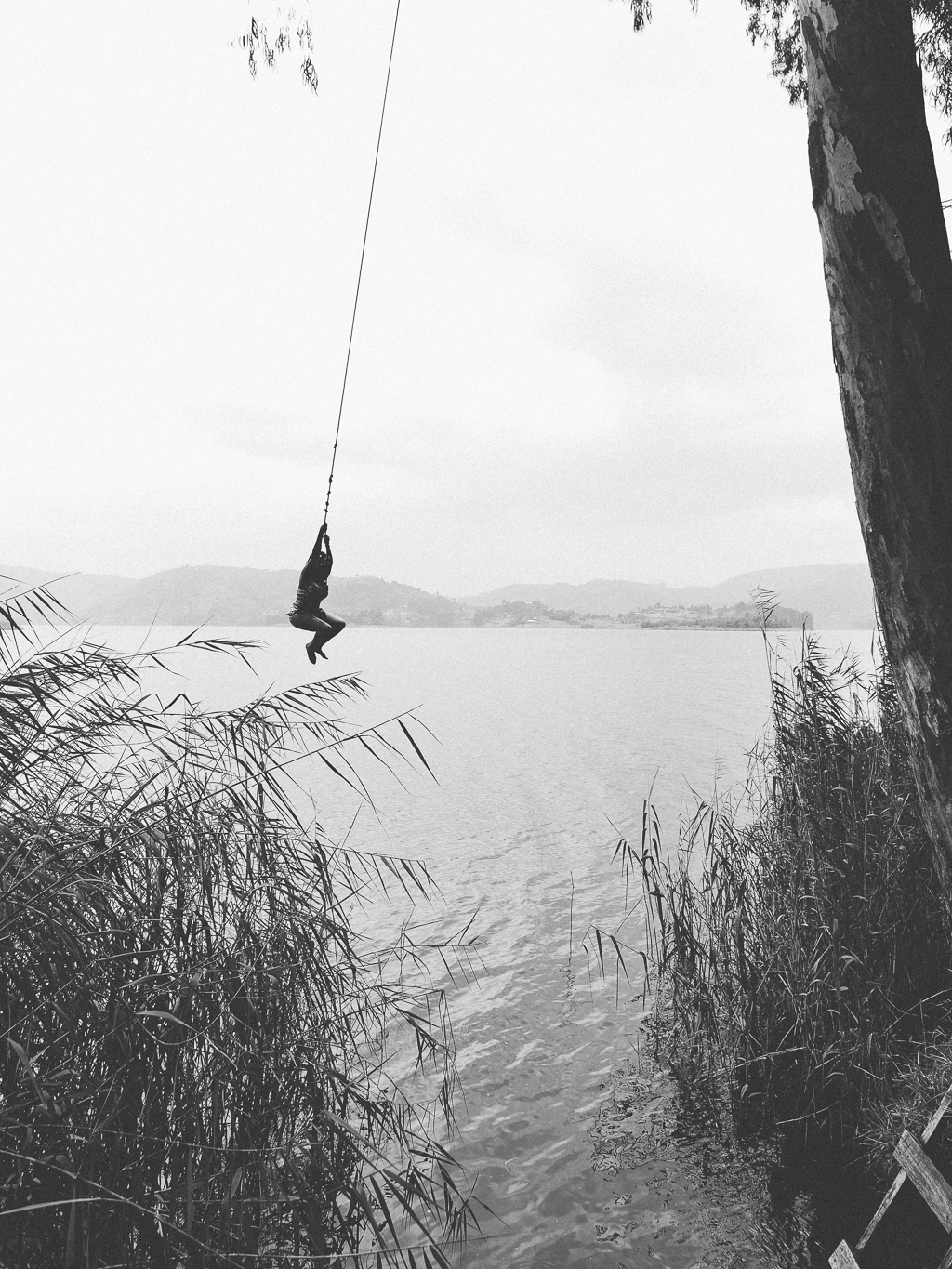 2013.09.08_OnetouchLive_Lake Bunyonyi_Uganda-209