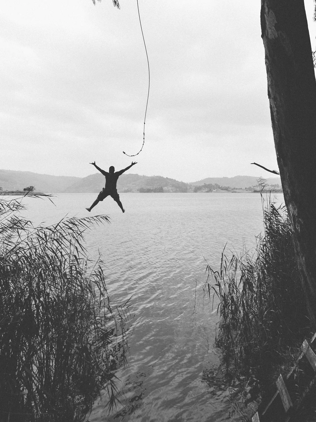 2013.09.08_OnetouchLive_Lake Bunyonyi_Uganda-261