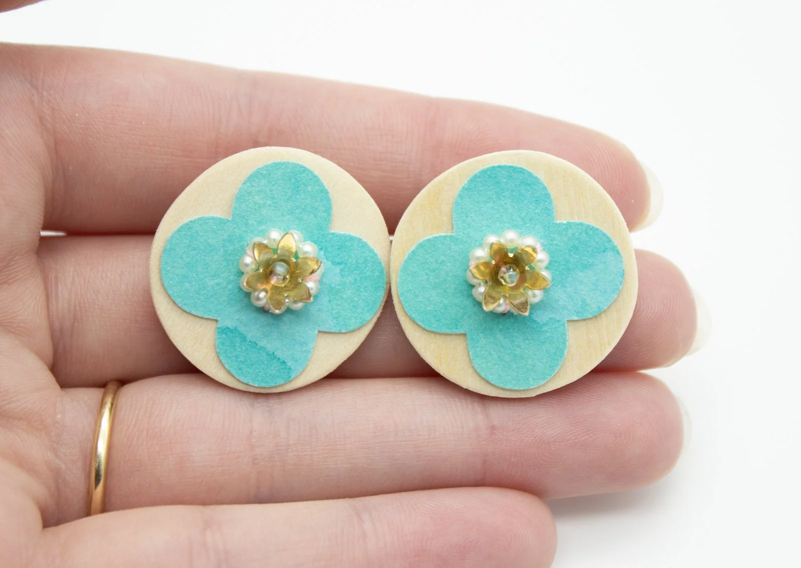 Curio Earrings 3_2.jpg
