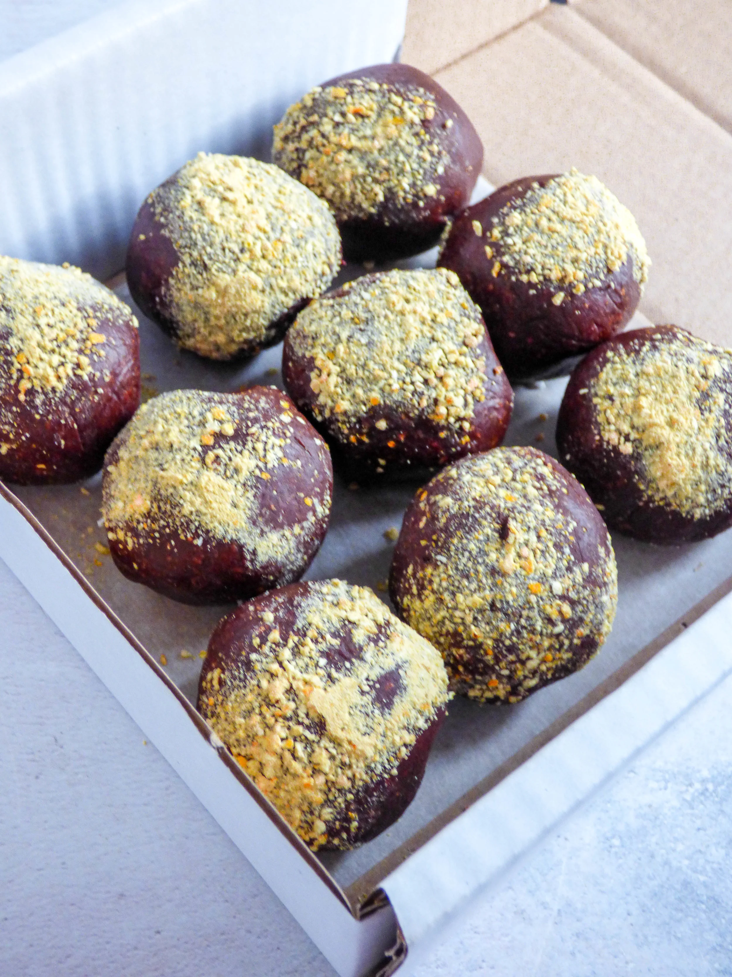 choc orange box-1.jpg