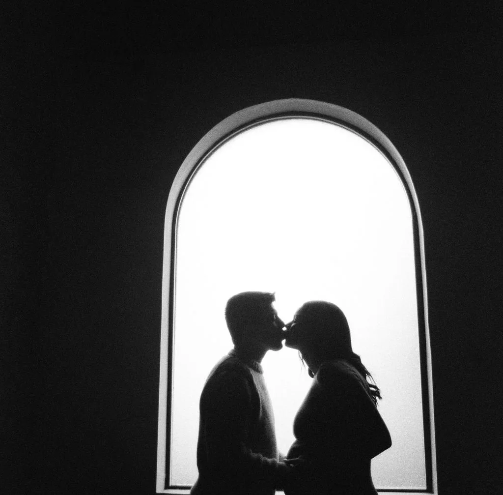 First time mom maternity photos Tacoma, Wa