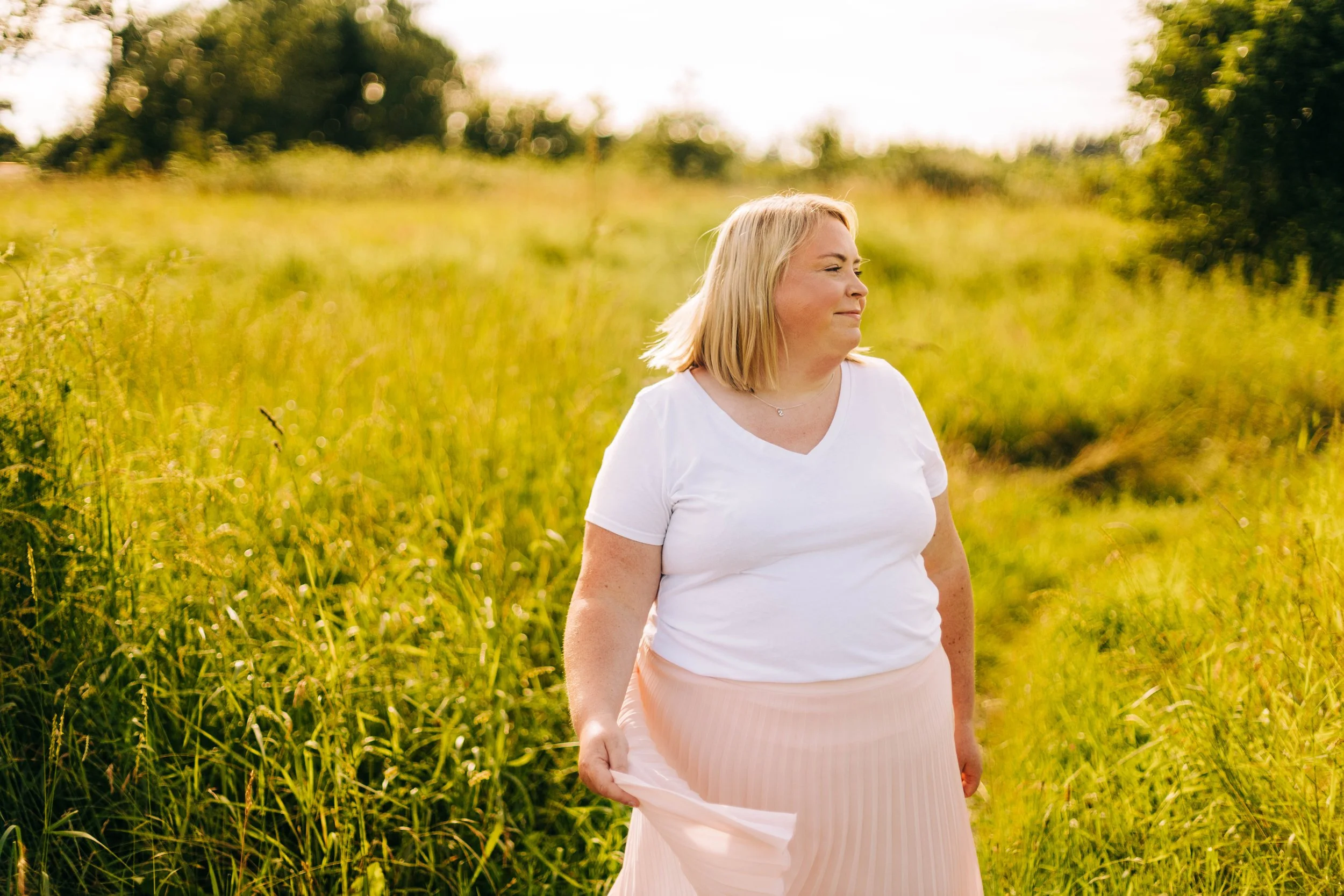 What to wear to your summer family photoshoot | Ideas for mom