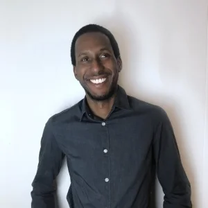  WALTER SHIELDS - DATABASE EXPERT I've worked with SQL and databases for over 18 years, helping organizations such as Target , NYC Transit Authority and Bank of America successfully leverage and understand their data using SQL. I remember how intimidating SQL was when I first started studying it, so I decided to start teaching SQL in a very approachable way, with real life examples and concepts. Join me for your intro to SQL!