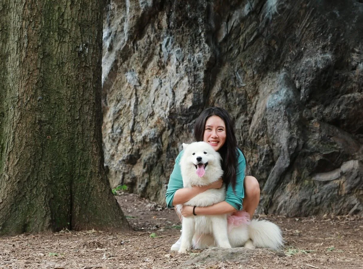 Time flies when you&rsquo;re a dog mom. My little girl turned 1 last weekend and this past year watching her grow up has been everything. 💖 Here&rsquo;s a rare pic of us together, usually it&rsquo;s just her all over my phone 😂 

Thank you for capt