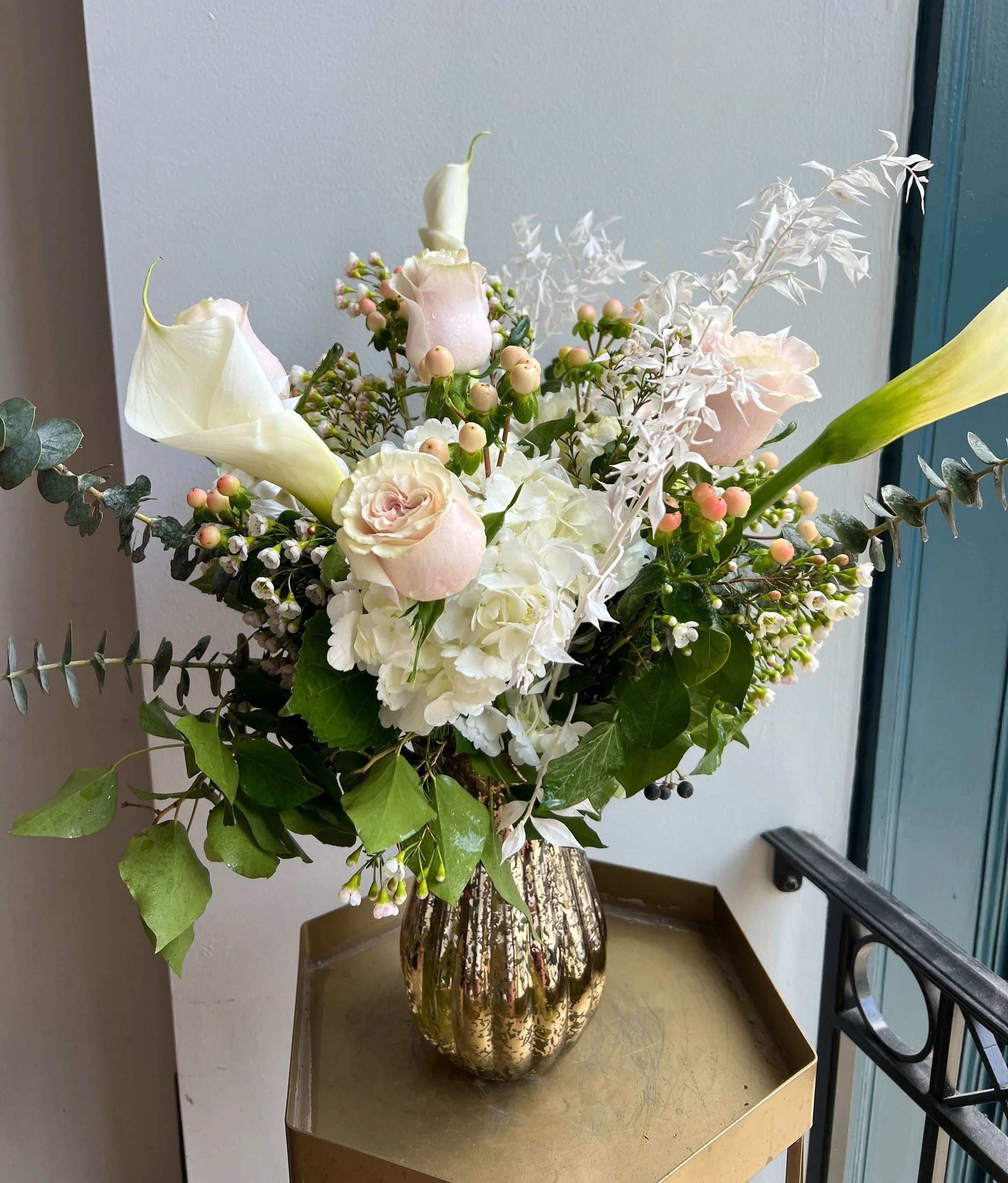 Mother of Pearl — FLEUR DE LIS FLORIST