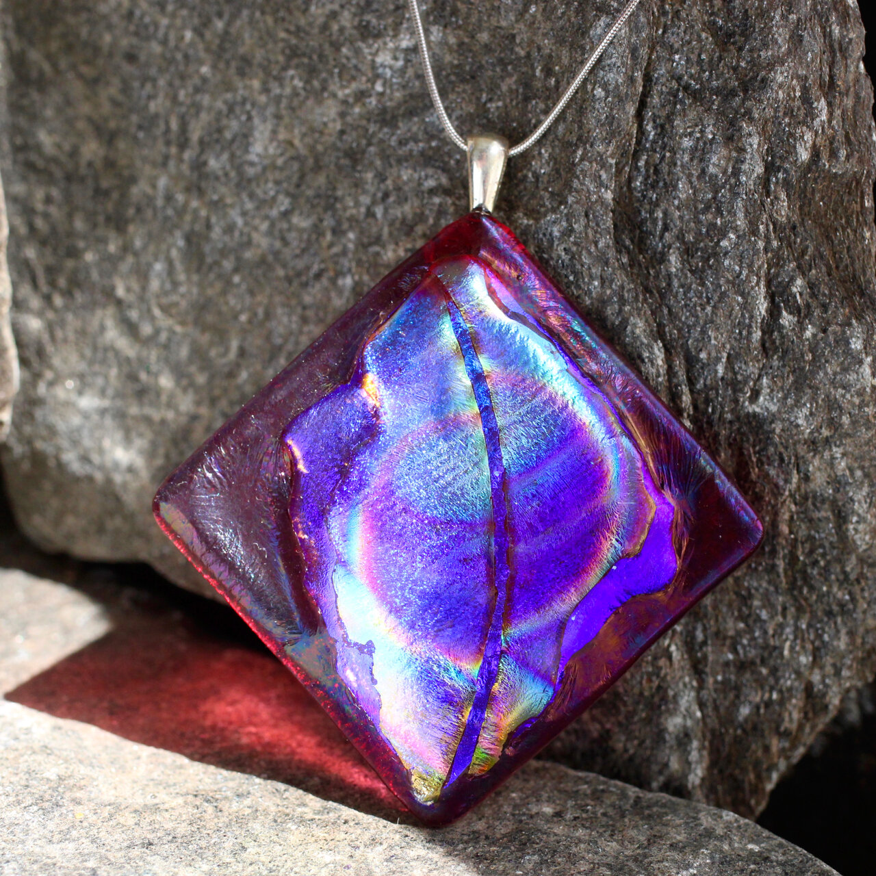 fuchsia smiling ghost