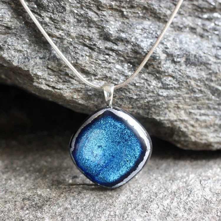 silver linings  pendant diamond-ish