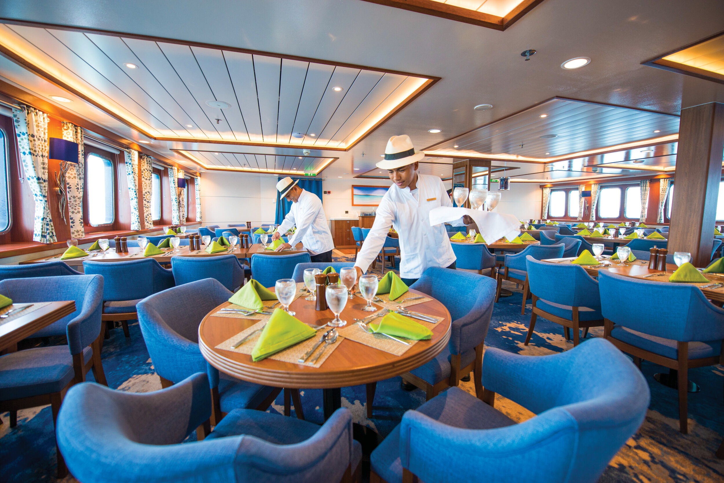   Dining room onboard the National Geographic Endeavour II (photo credit: Lindblad Expeditions)  
