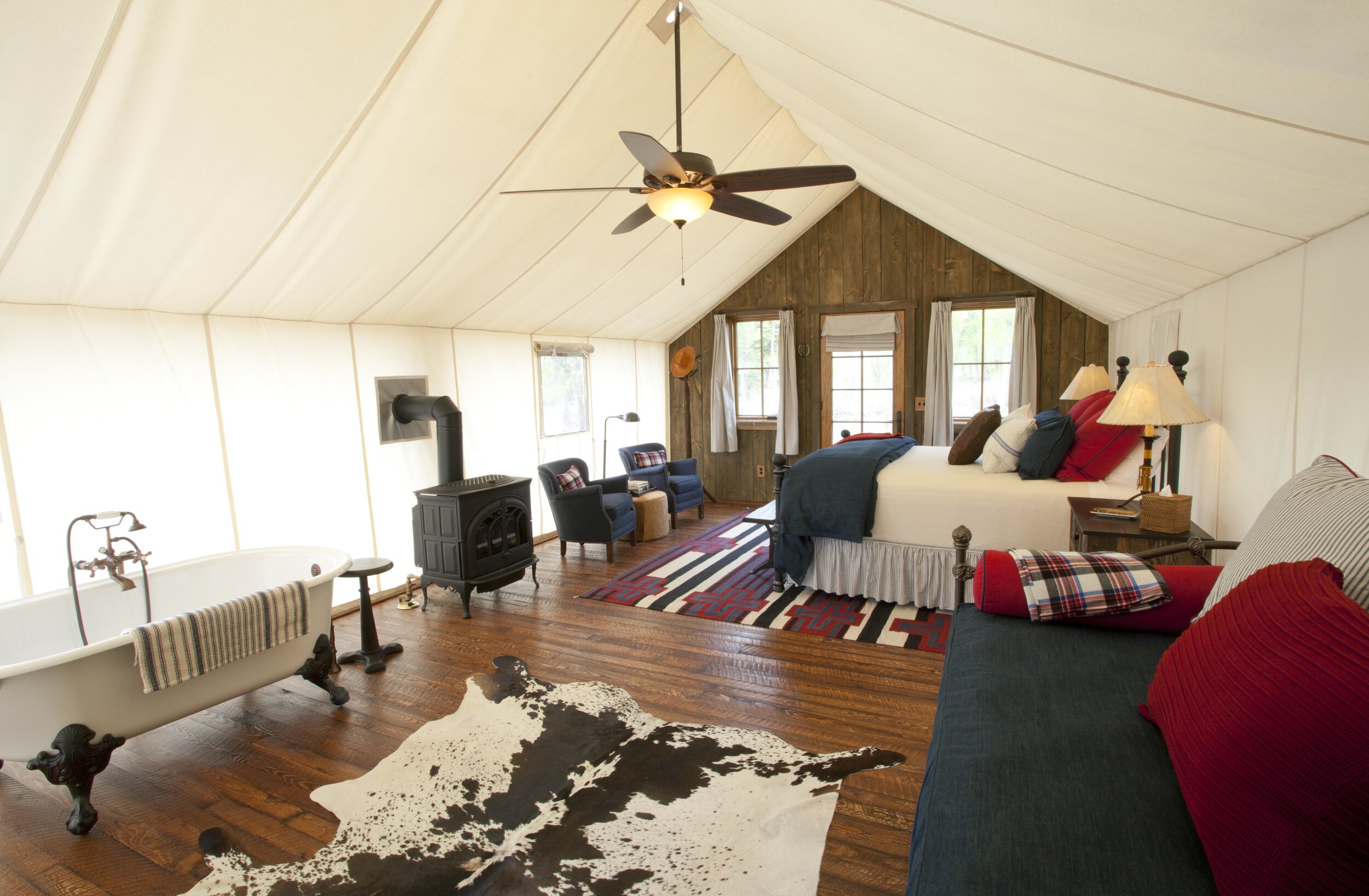   Inside one of the glamping accommodations on offer (photo credit: The Ranch at Rock Creek)  