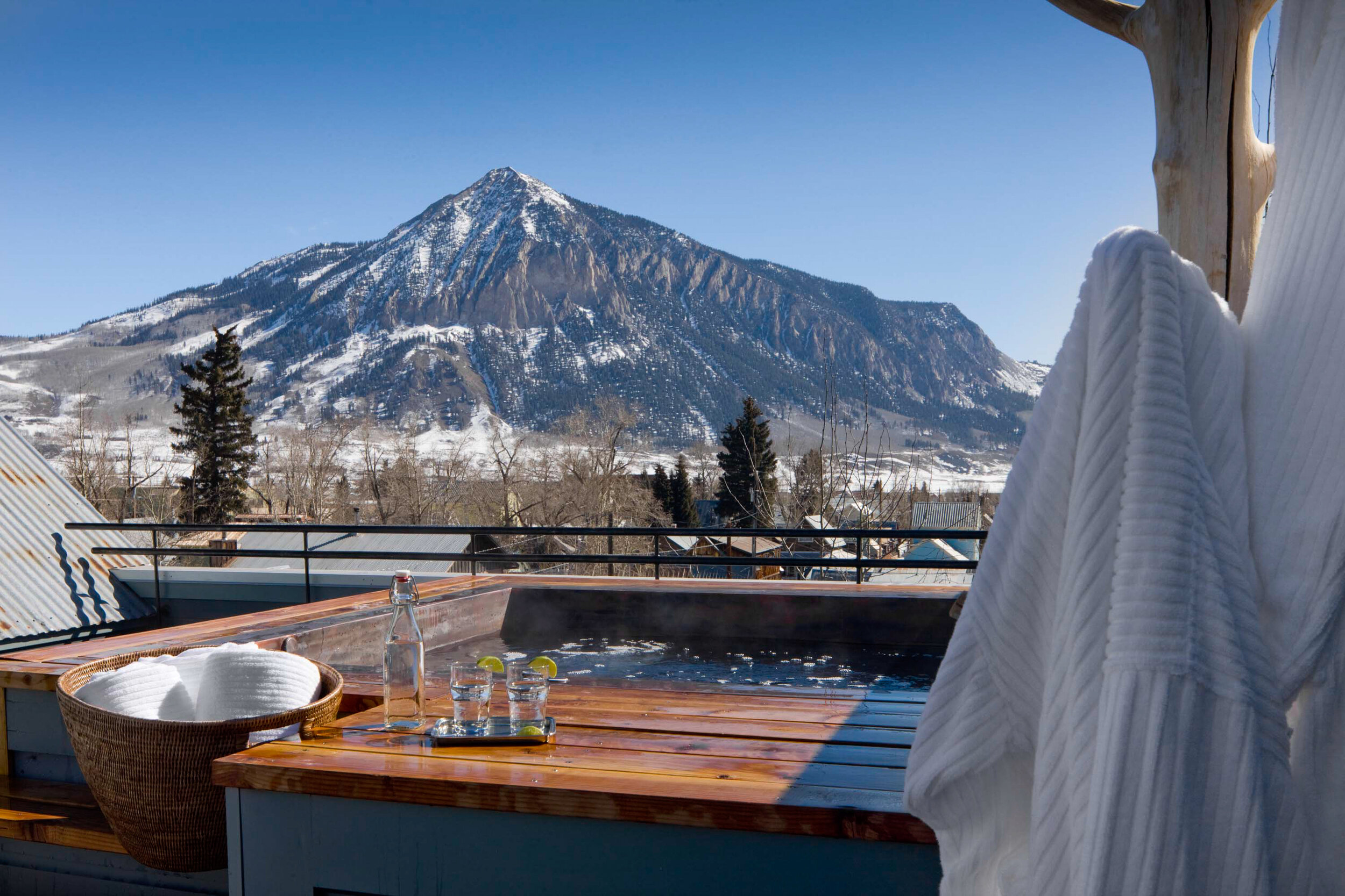   Incredible mountain views from the hot tub (photo credit: Eleven Experience)  