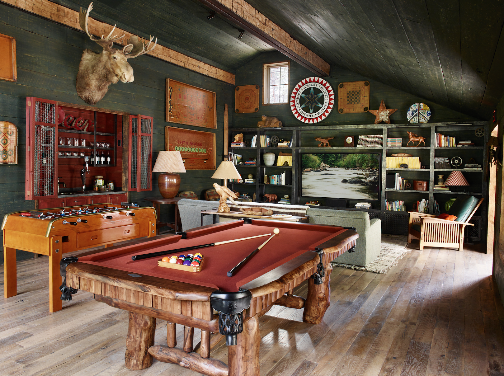   Game room at Taylor River Lodge (photo credit: Eleven Experience)  