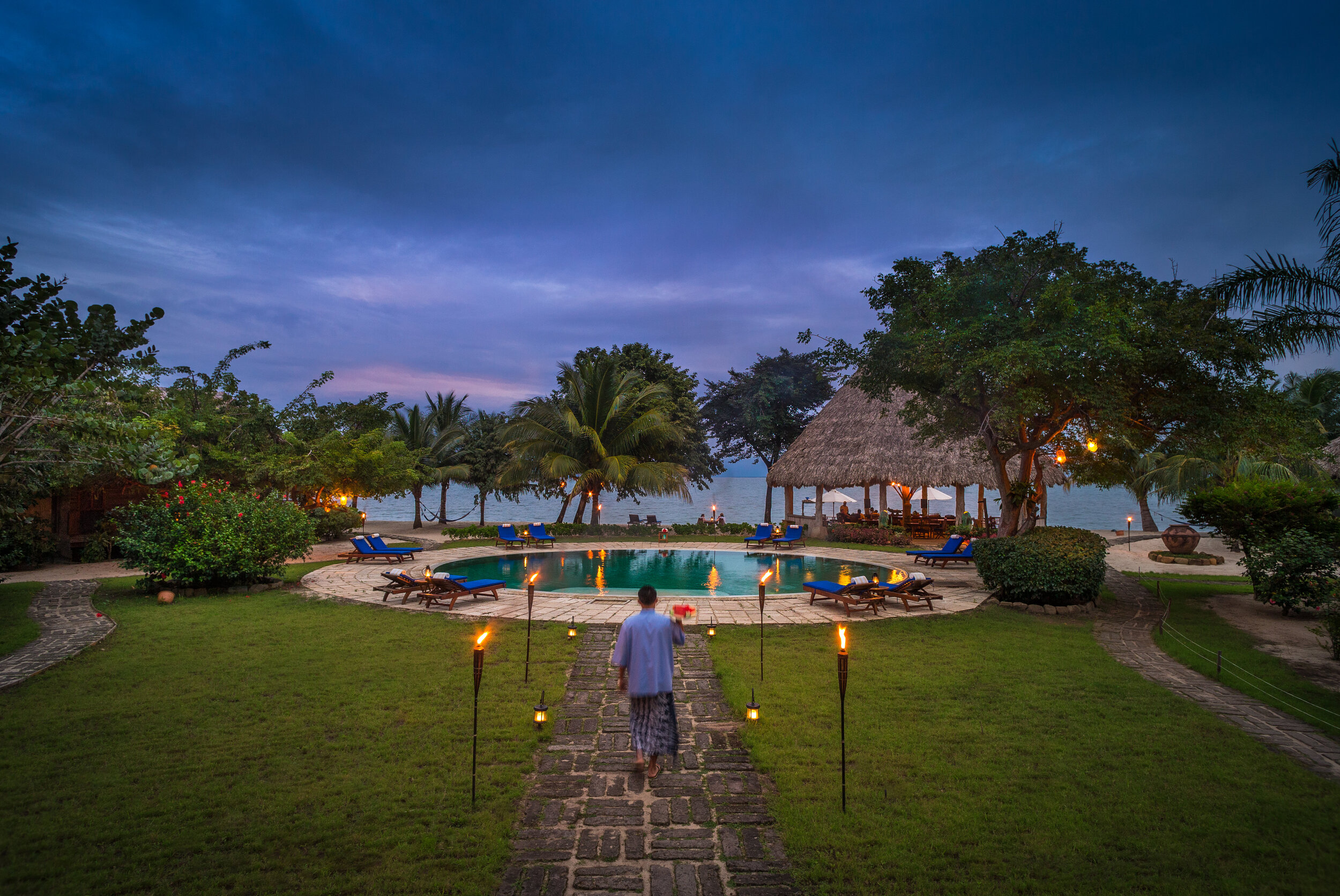   Dusk by the pool at Turtle Inn (photo credit: The Family Coppola Hideaways)  