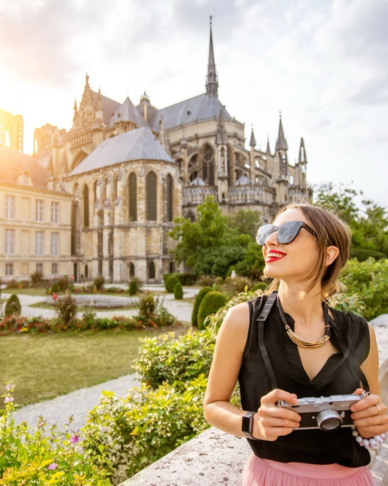 There&rsquo;s an awful lot that sparkles in France&rsquo;s Champagne region, and it&rsquo;s not JUST the wine&mdash;though the bubbles are certainly a draw. Whether you want to add on an unforgettable getaway to your next Paris trip or to plan a jour