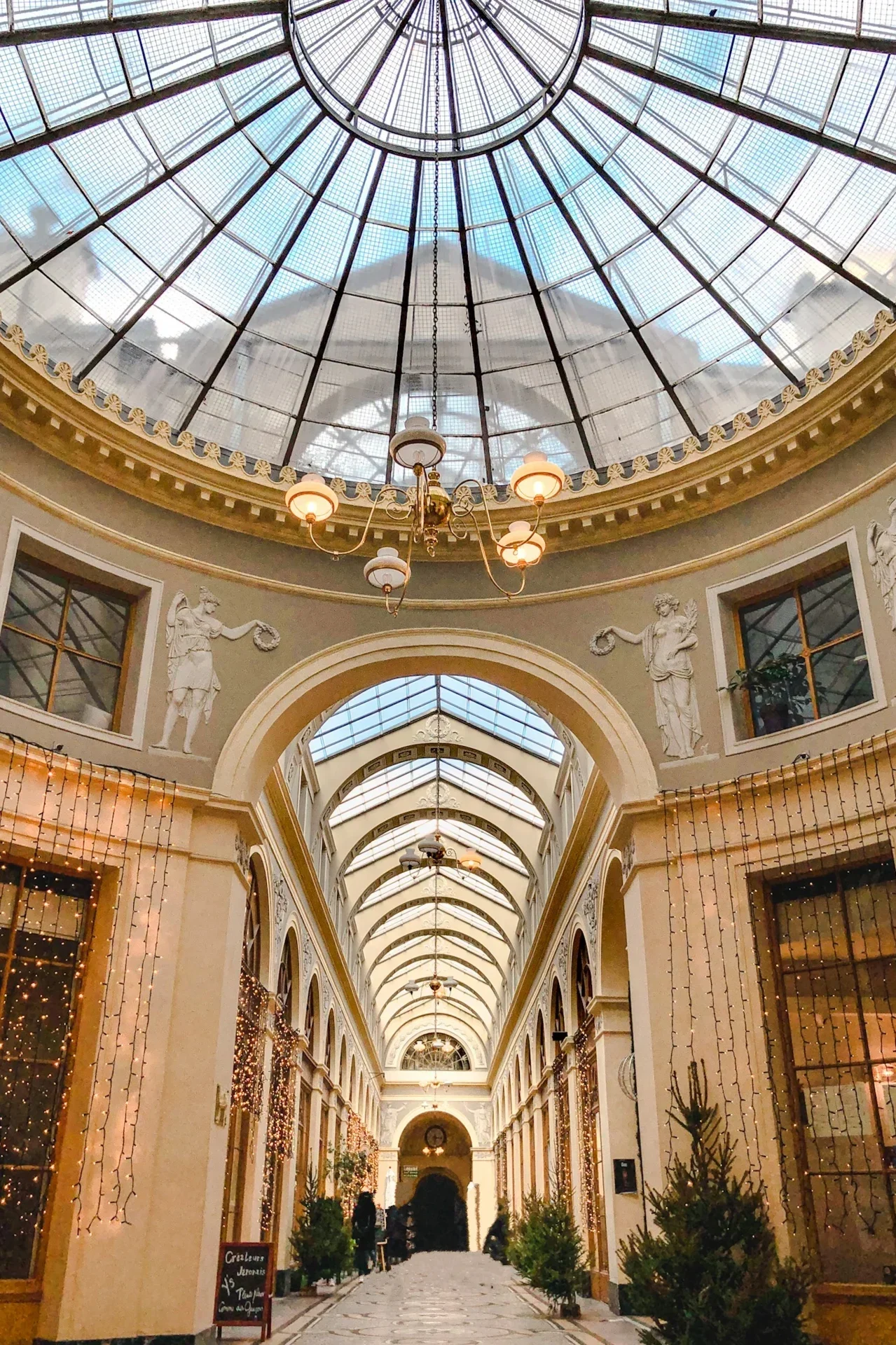 Following Your Nose in Paris: Perfumery of Dreams