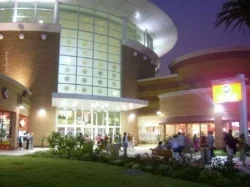 Mall Plaza 1.jpg