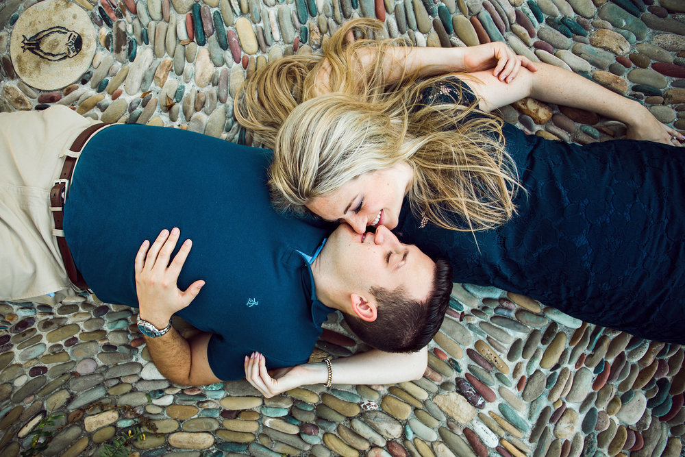 5 Tips for a Stress-Free Engagement Photo Shoot