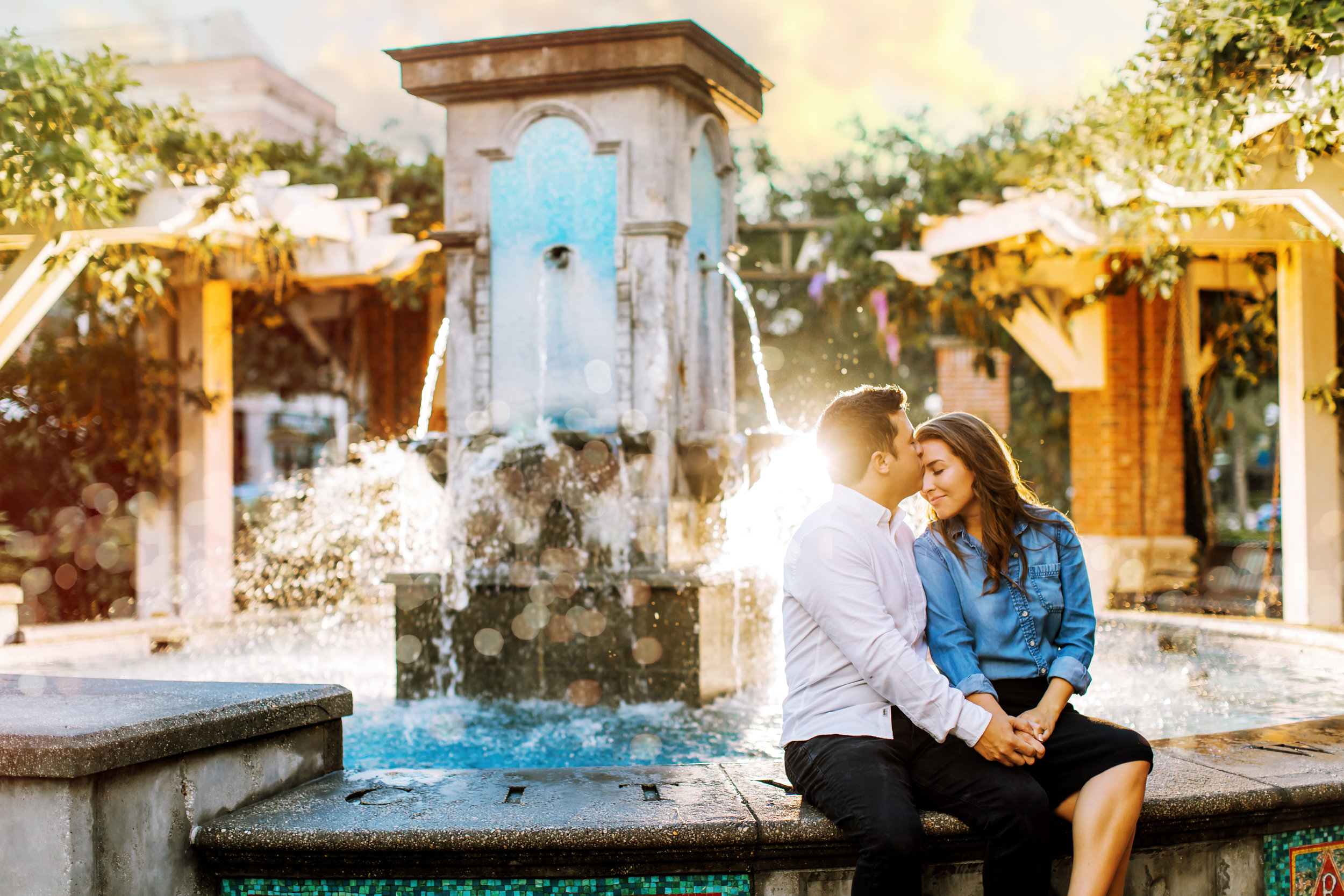 Candid and artistic engagement photographer in orlando