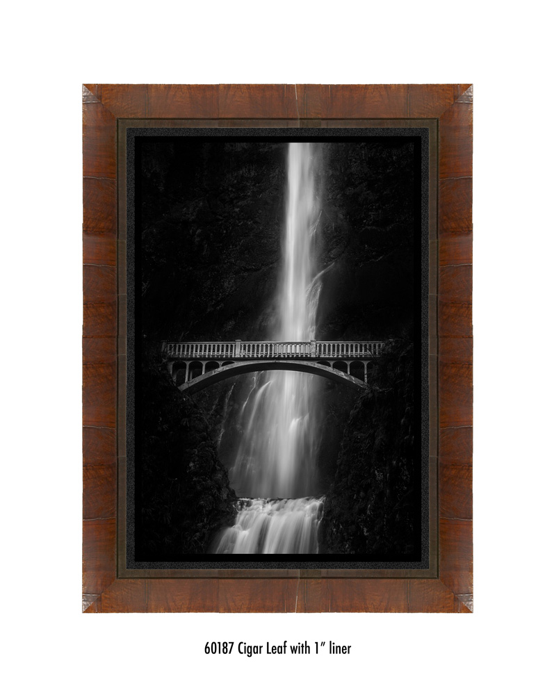 multnomah-falls-60187-1-blk.jpg