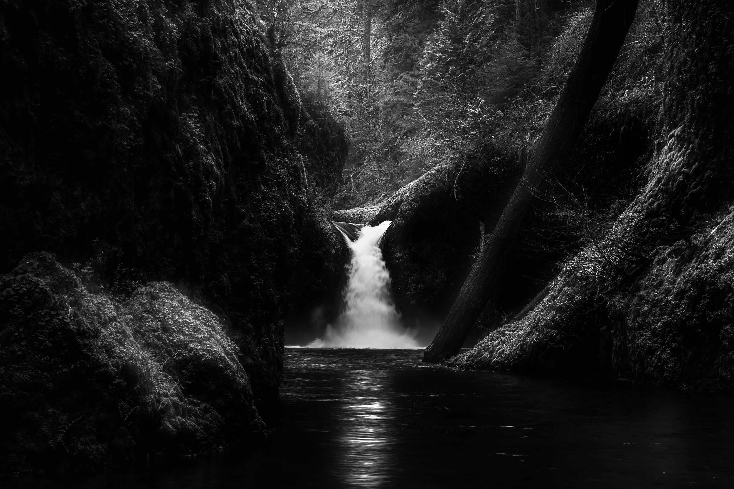 Punchbowl Falls.jpg