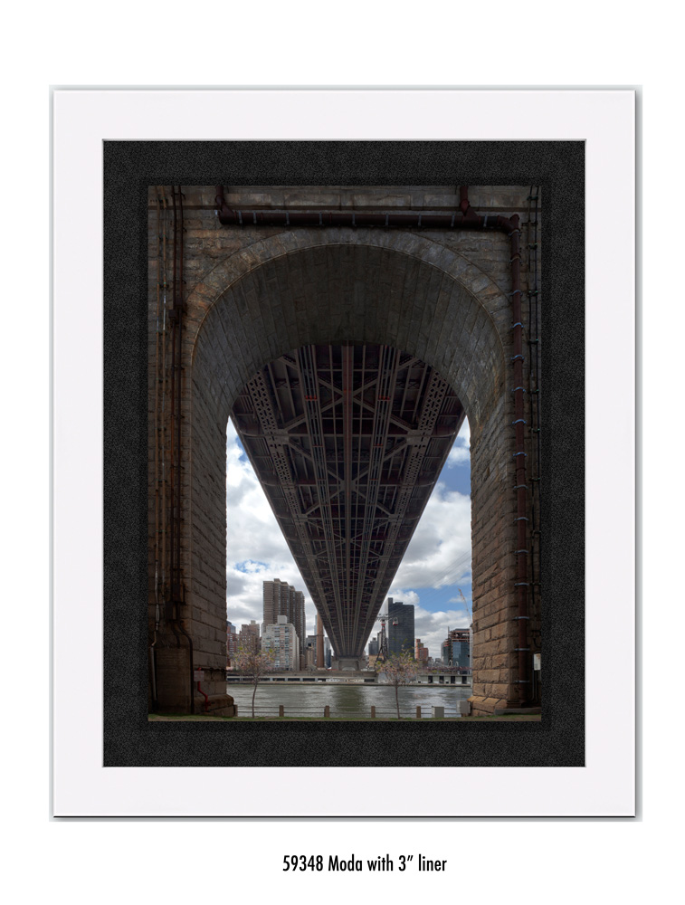 Queens-Bridge-59348-3-blk.jpg