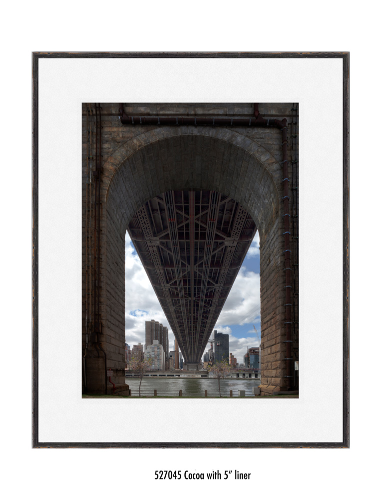 Queens-Bridge-527045-5-wht.jpg