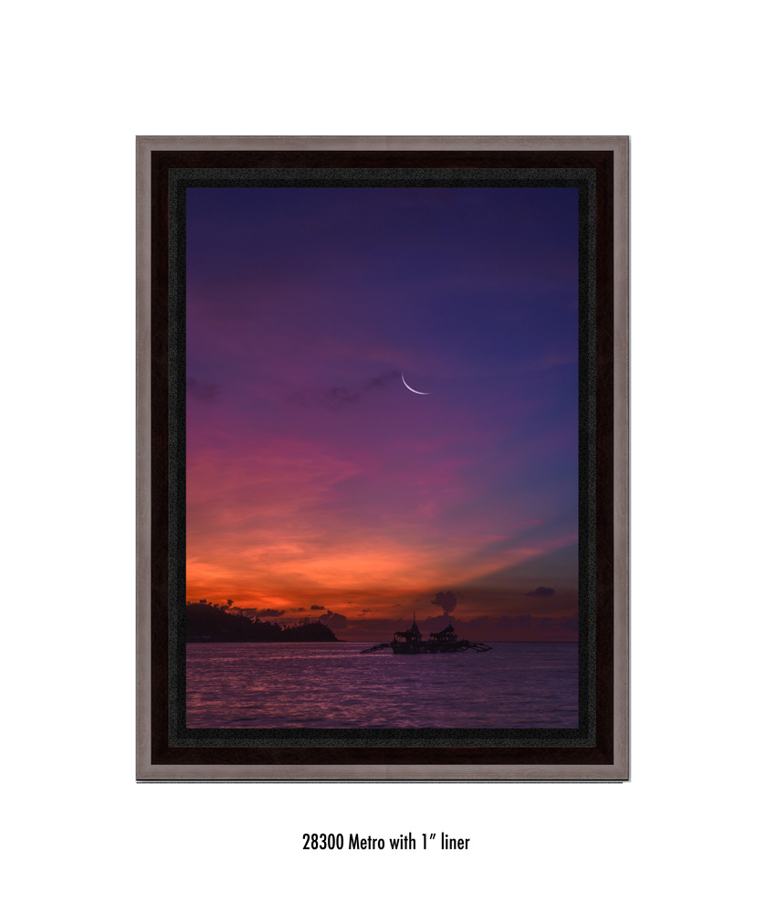 Crescent-Moon-tale-28300-1-blk.jpg