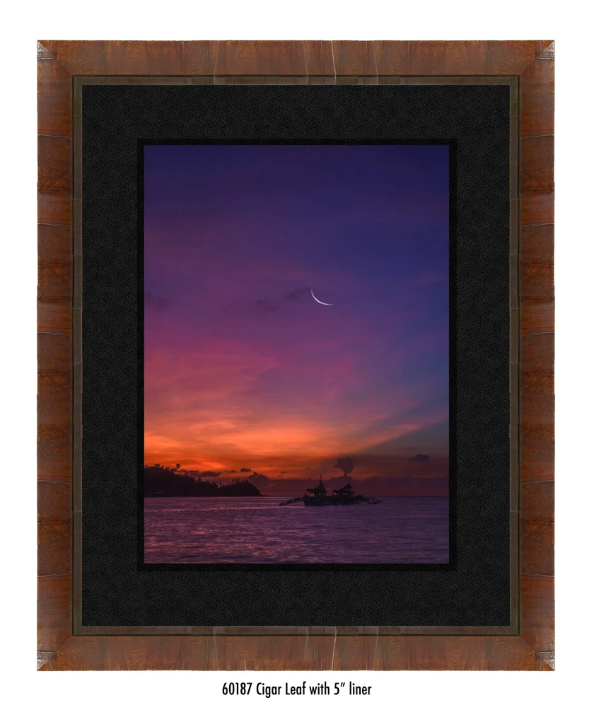 Crescent-Moon-tale-60187-5-blk.jpg