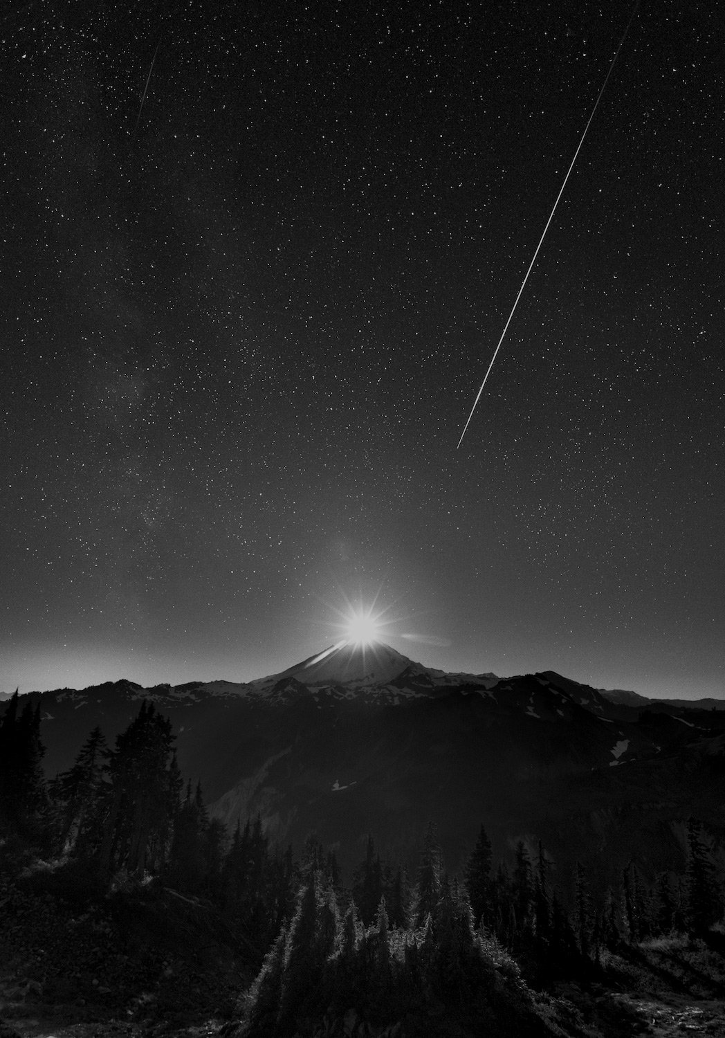 Moon-over-Mt-Baker.jpg