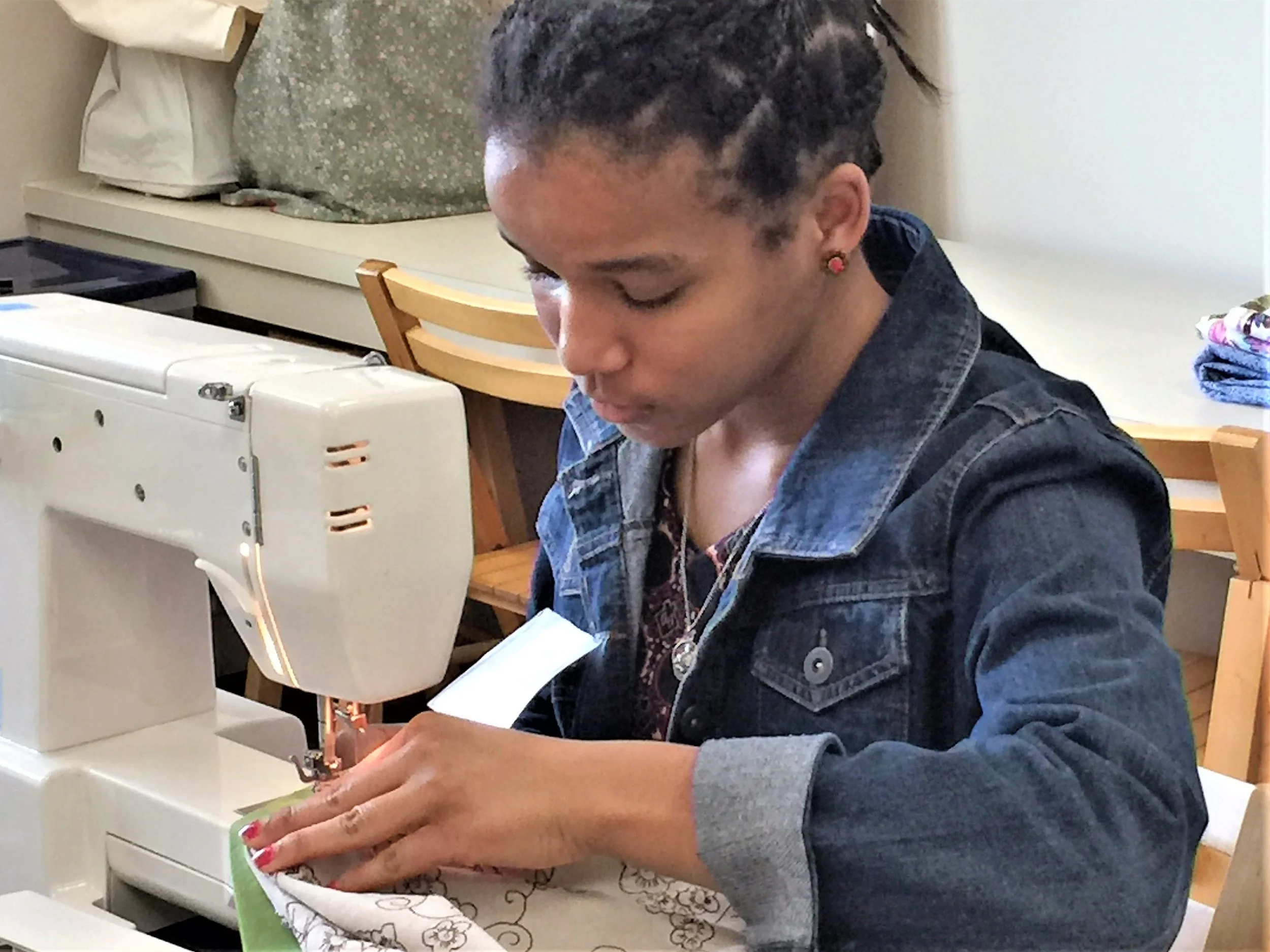 AOL SEWING 4.jpg
