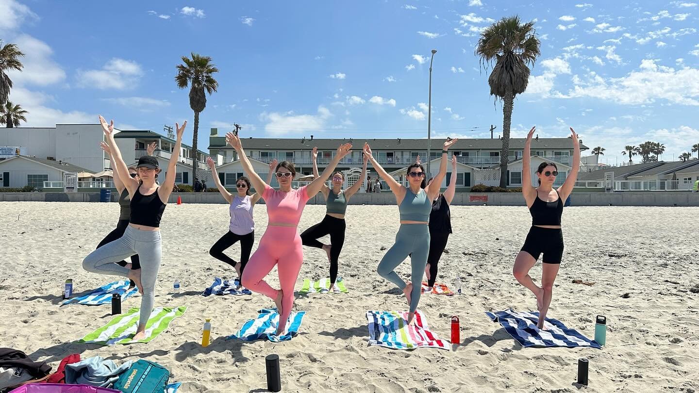 Ready for the weekend! ☀️ After a week of clouds in San Diego, the forecast for the next 6 days is SUNNY. 🙌🏼 Anyone else grateful for the extra serotonin boost heading our way?⁣
⁣
I&rsquo;ll be teaching TWO public donation yoga classes Saturday at 