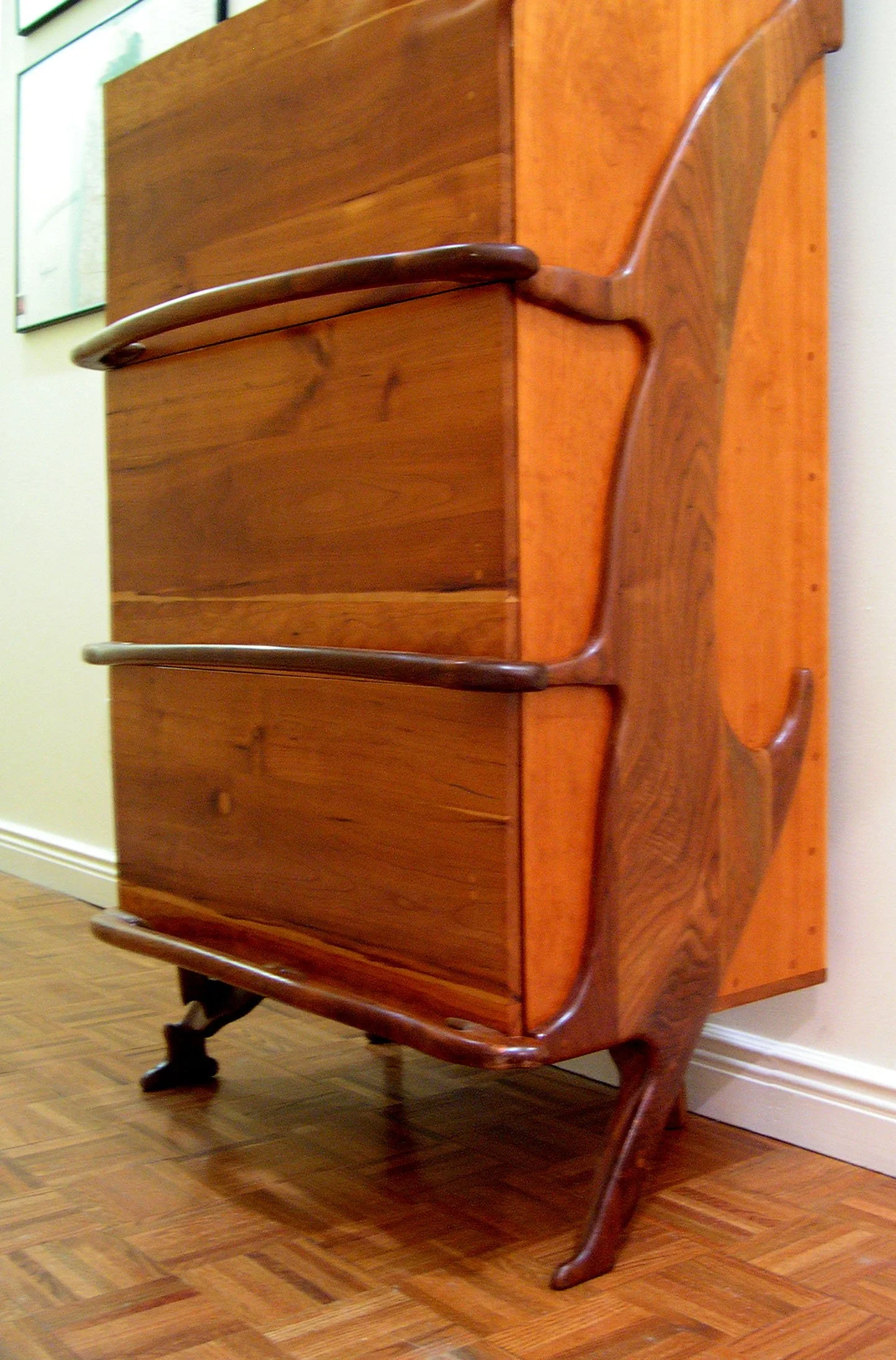 Dresser 3test.jpg