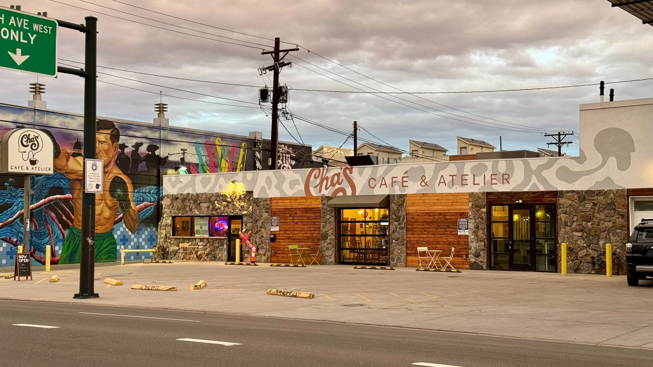 Cha's Café &amp; Atelier