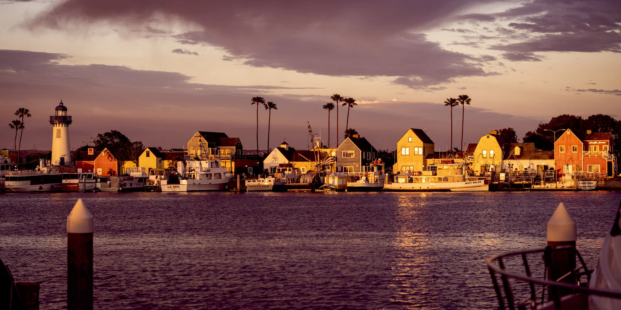 Peak Sunset on the Pier.jpg