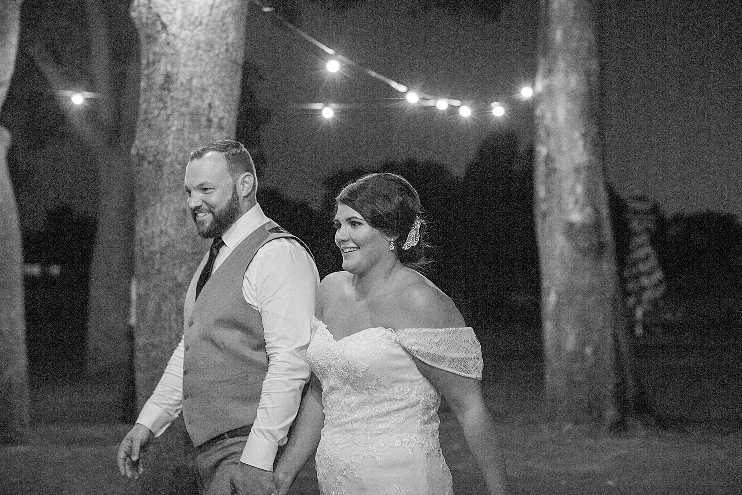 Oakover_Grounds_Winery_Wedding_0319.jpg
