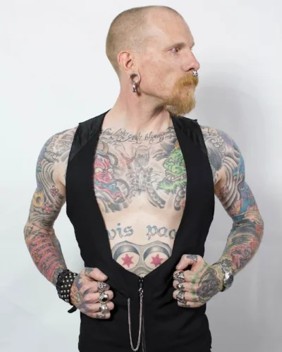 Draga_Waistcoat_Front_1500x.jpg
