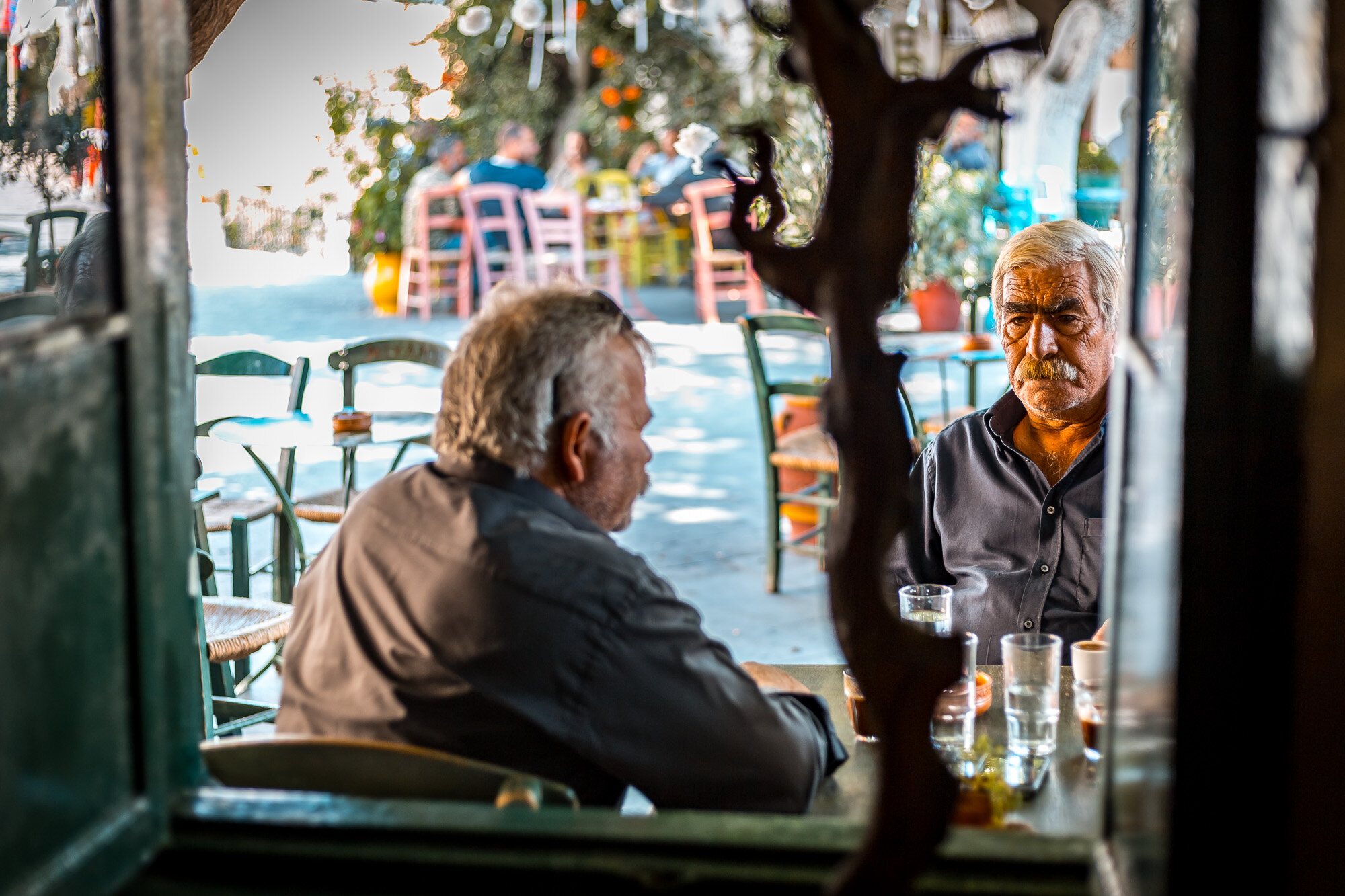 www.stemajourneys.com-crete-greece-anogeia-kafeneio.jpg