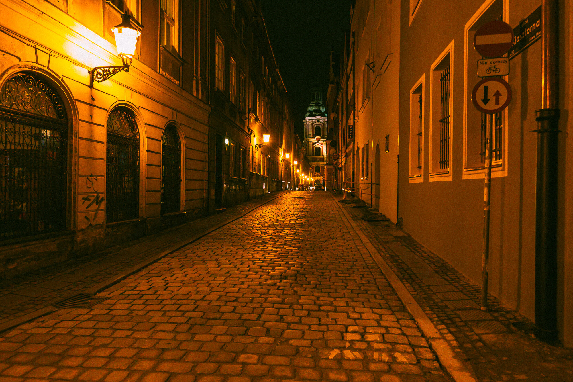 www.stemajourneys.com-poznan-2126.jpg