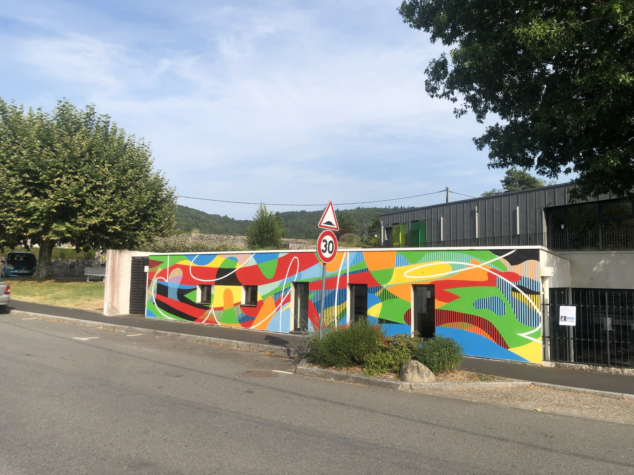 Mur Argentat-sur-dordogne.jpg