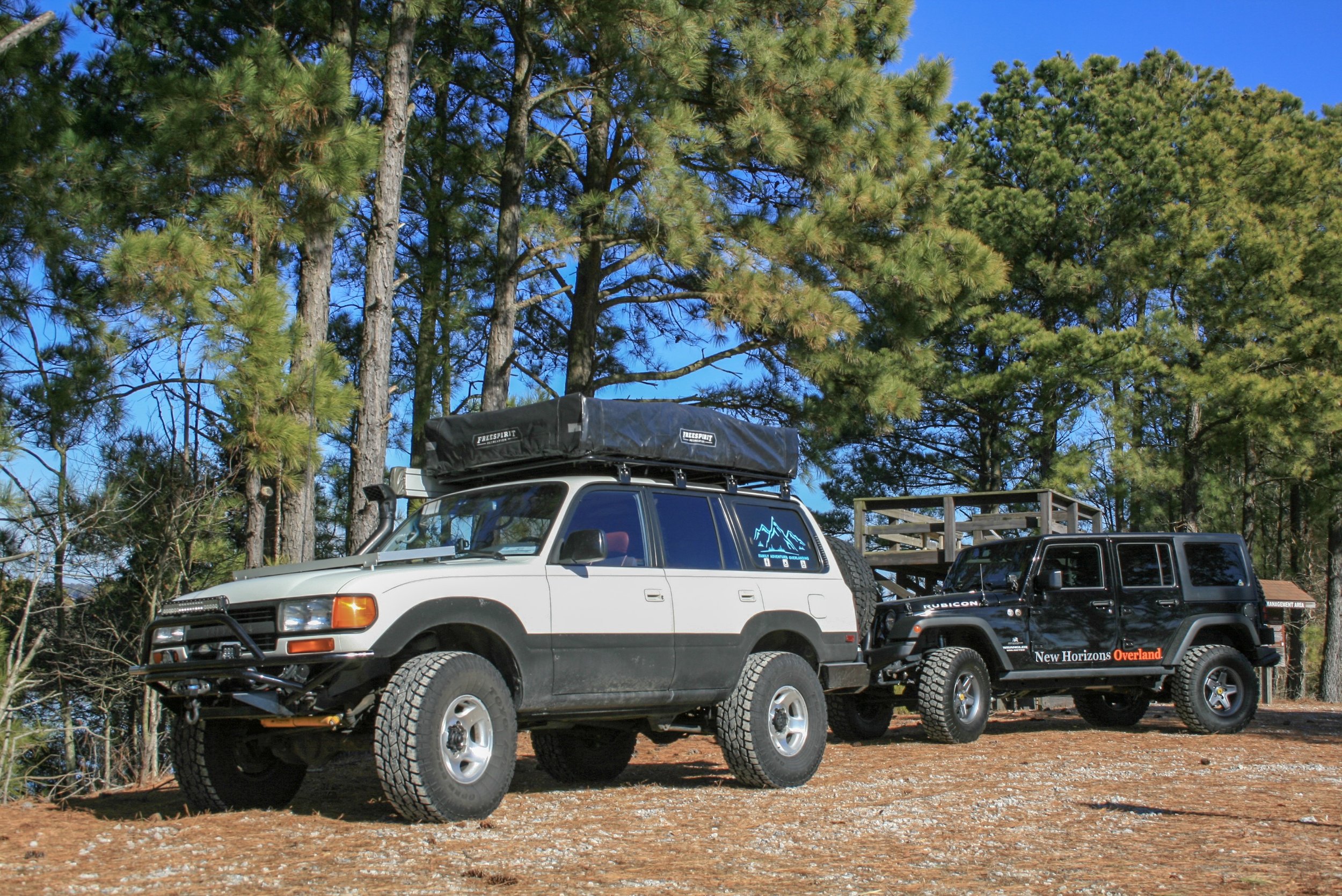  The Family Adventures Overlanding 80 series Land Cruiser and the JKUR of New Horizons Overland out on an adventure 