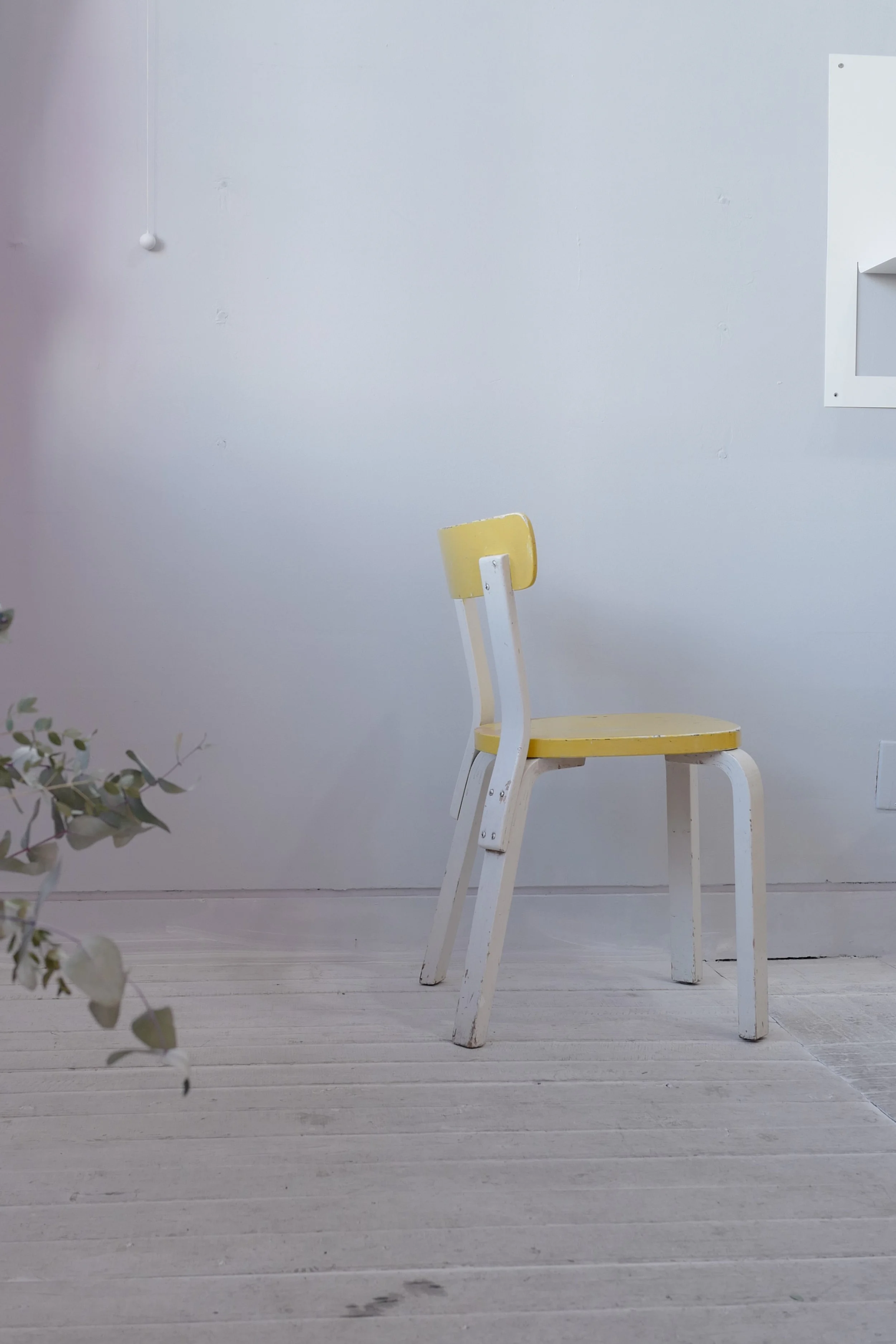 1930's alvar aalto chair69 painted yellow×white