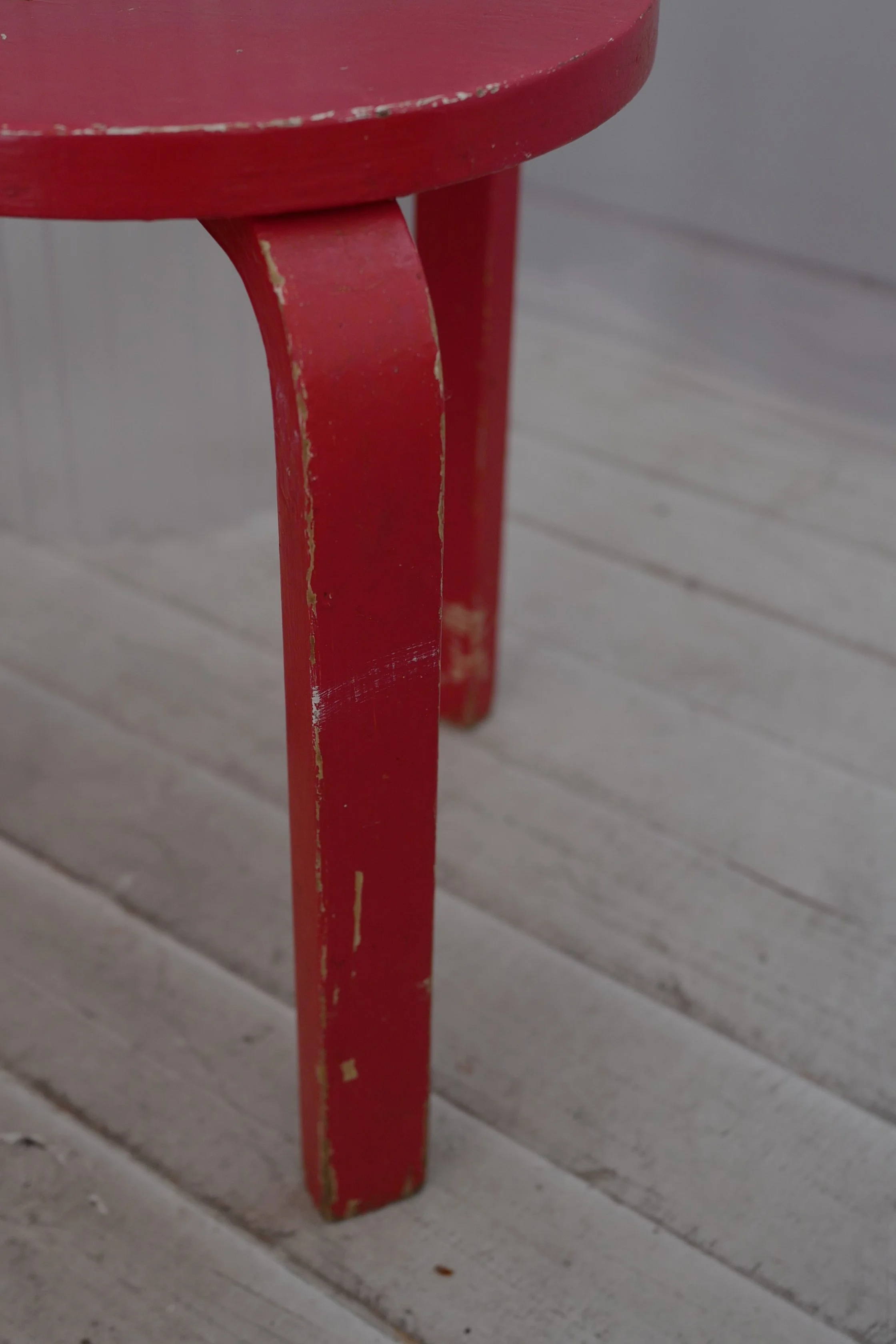Alvar Aalto stool60 painted