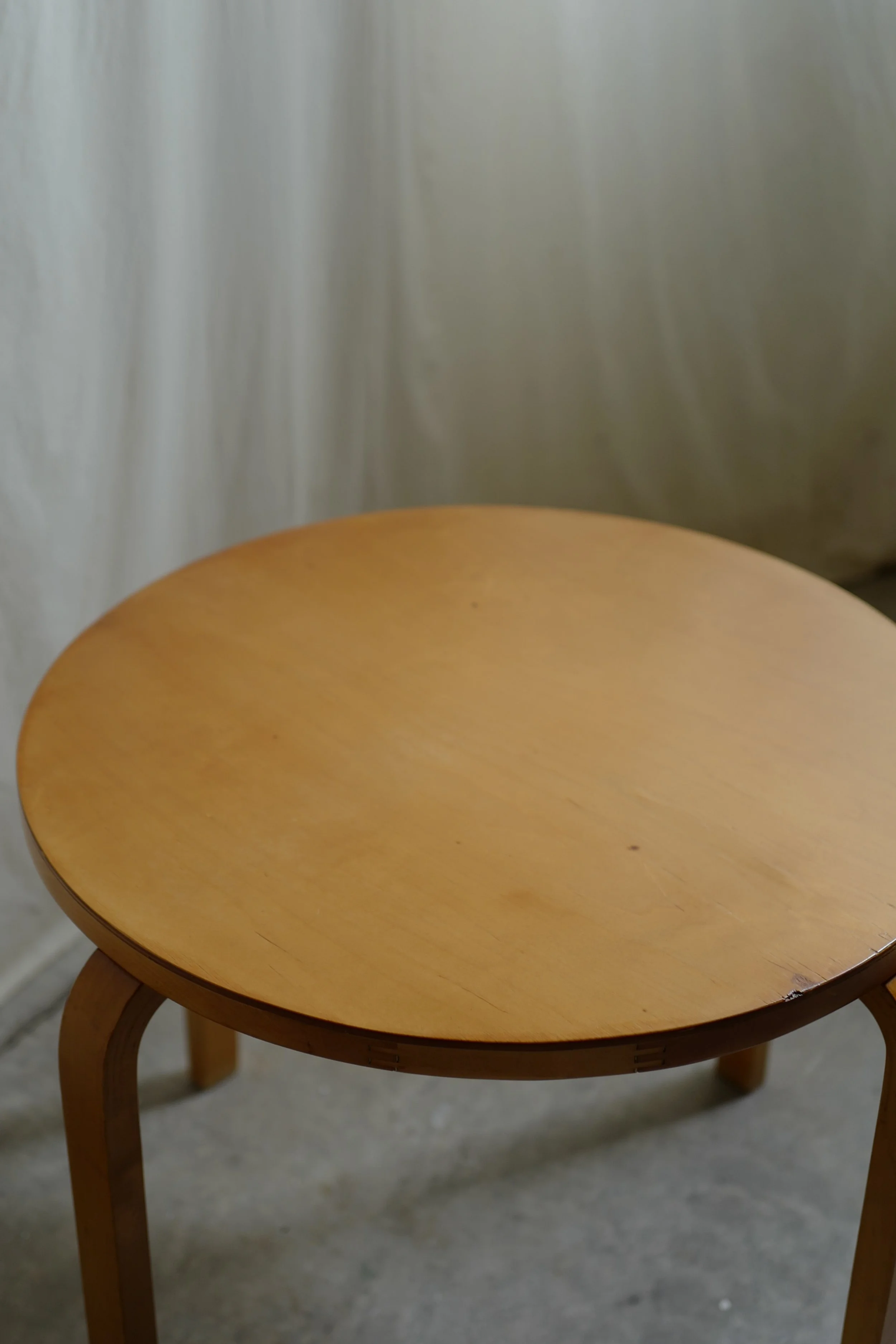 アアルト サイドテーブル