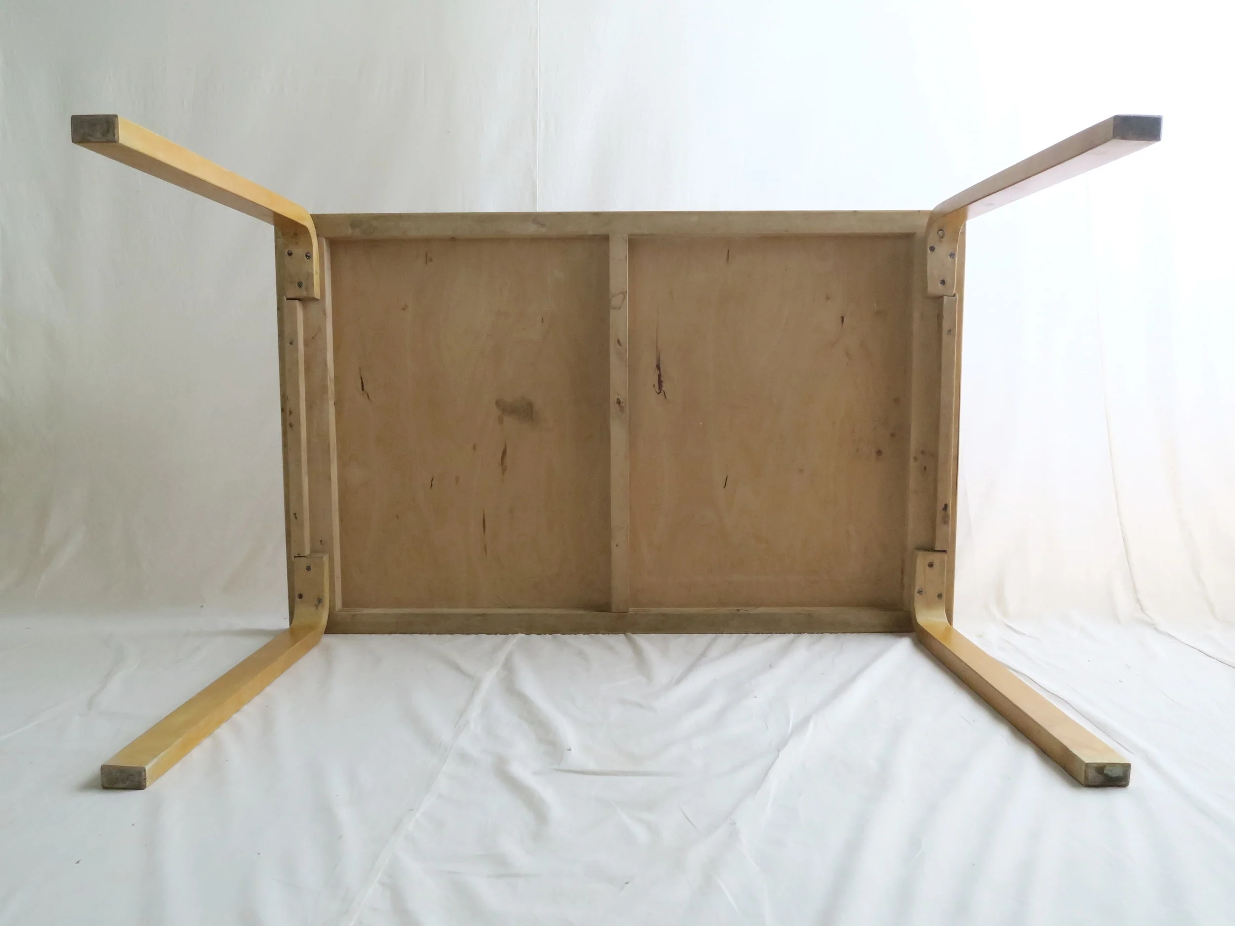 アアルト　テーブル　ブラック