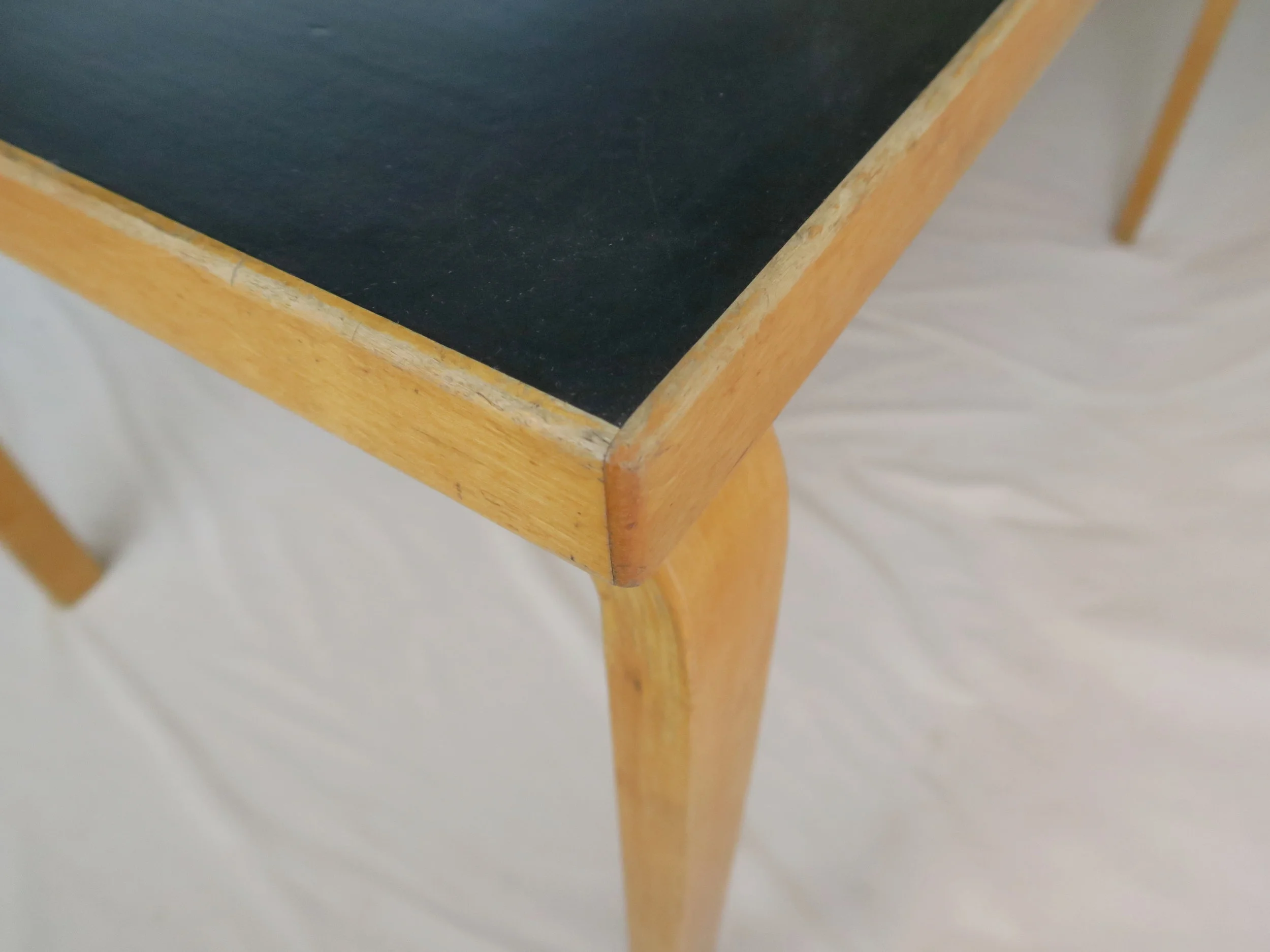 アアルト　テーブル　ブラック