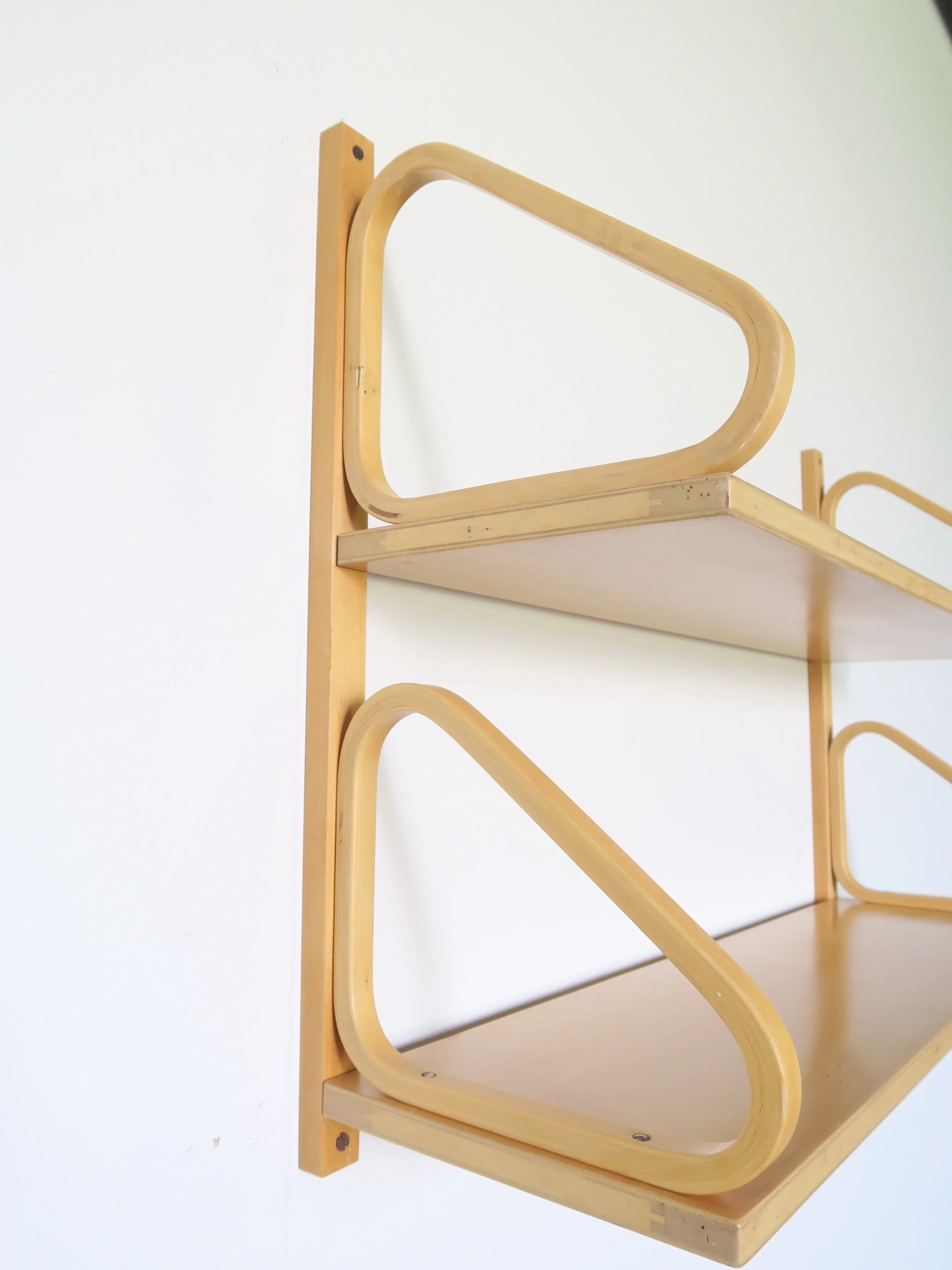 アアルト　シェルフ 2段