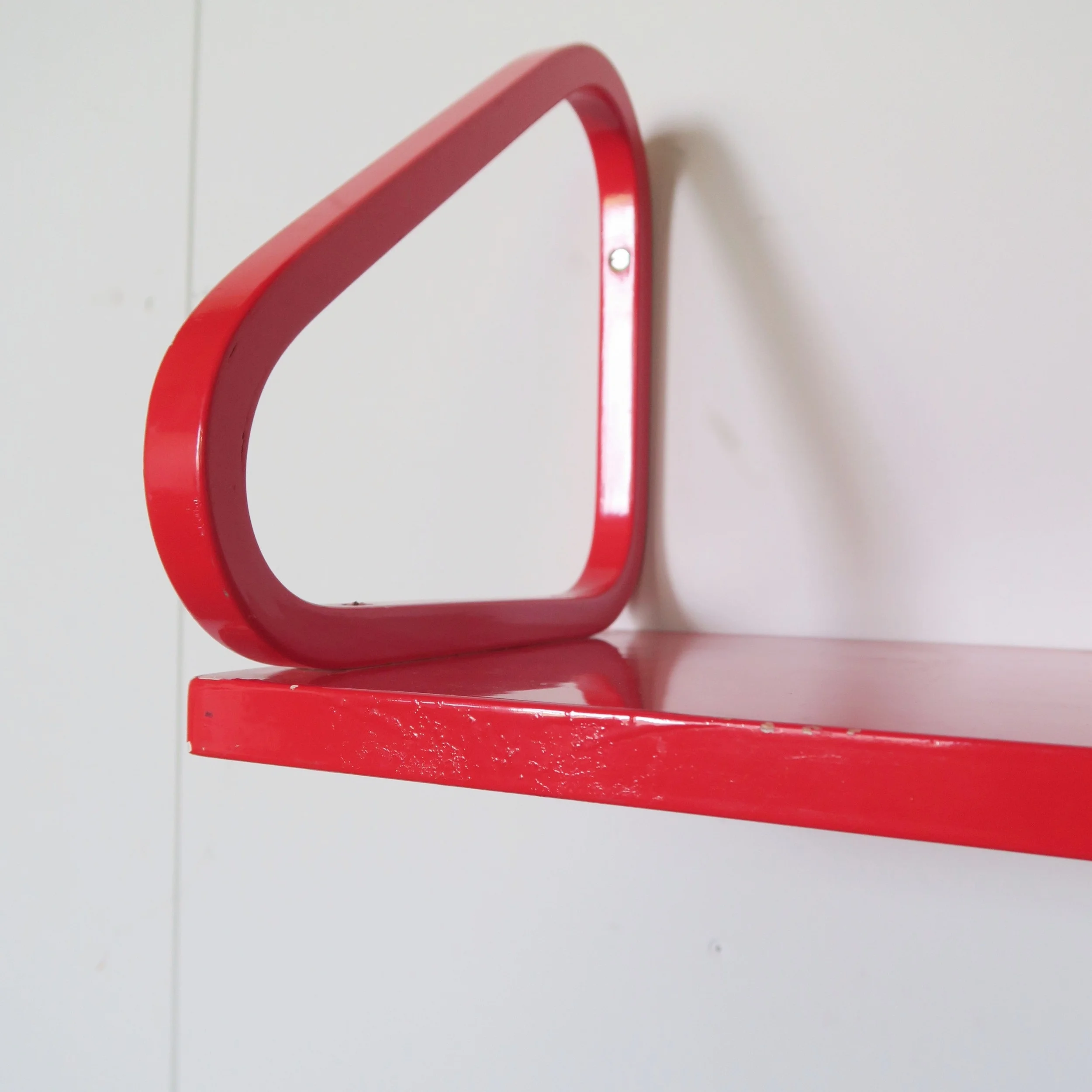 アアルト　シェルフ