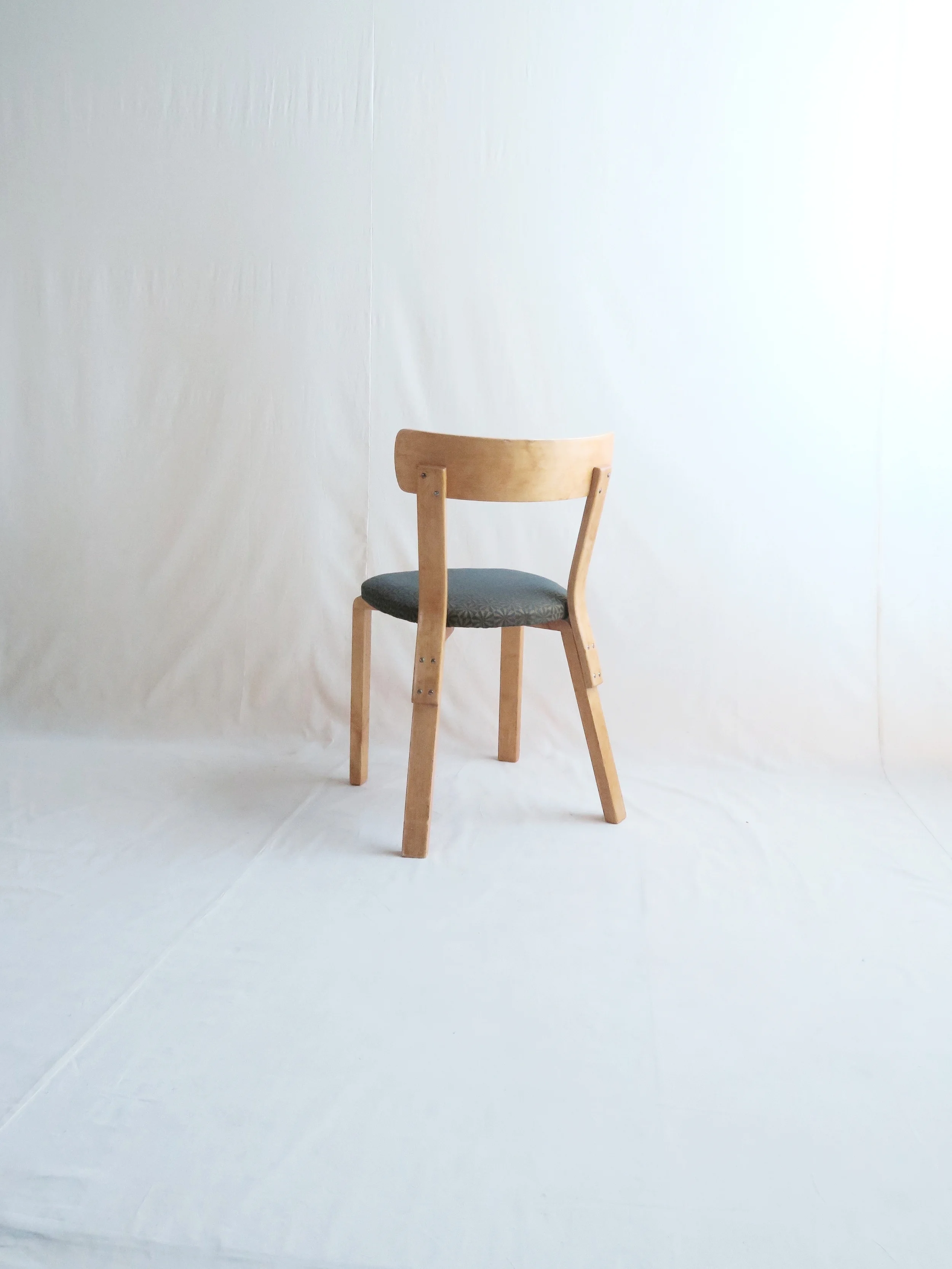 アアルト　チェア69　war-leg